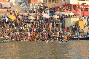 Banho no Rio Ganges, em Varanasi