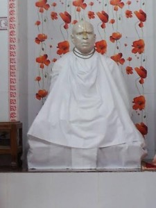 Samadhi de Srila Bhaktivinoda Thakura em Godrumadvipa