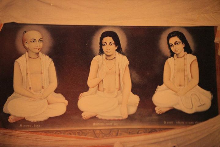 Srila Narottama Dasa, Srivasa Acarya, e Syamananda Prabhu