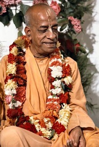 Neste dia Sri Abhaya Carana Bhaktivedanta Swami Maharaja tornou-se um dos fundadores membros da Sri Gaudiya Vedanta Samiti.